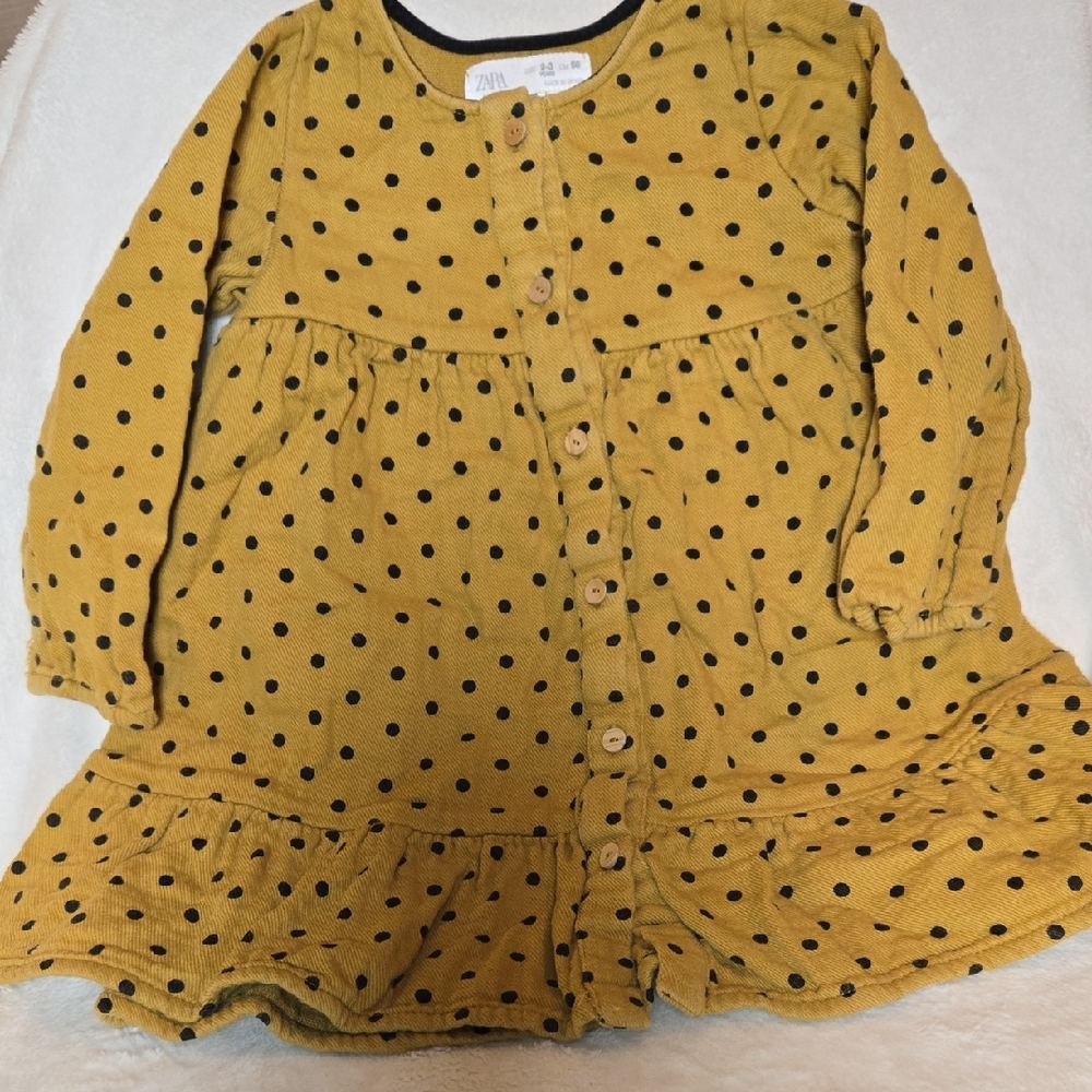 Zara Sz 2-3 Toddler Mustard Yellow Polka Dot Button Ruffle Dress. Super Cute GUC - Picture 2 of 3